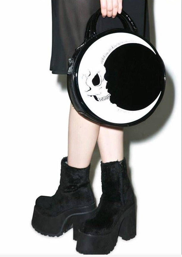 Grave Moon