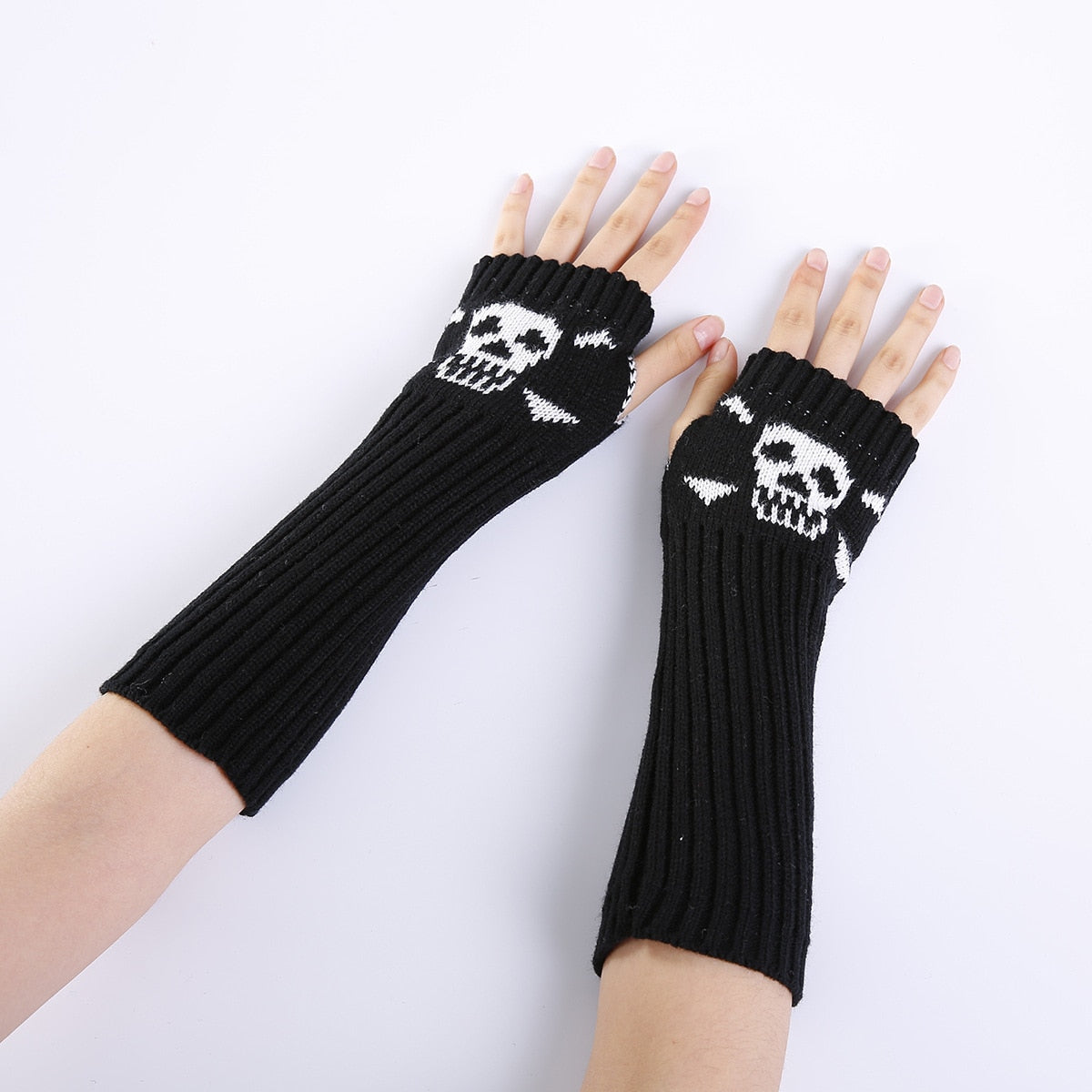 Morticia Skully Set